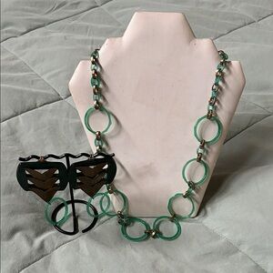 Green and Gold Chain Necklace with Matching Earrings